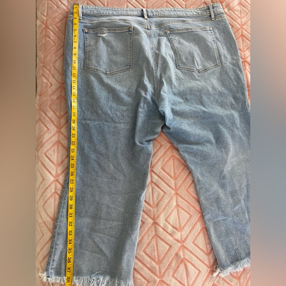 Loft Plus Size Crop Jeans - Picture 5 of 6